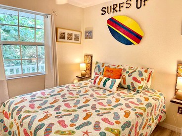 Incredible Beach Front Cottage with Gorgeous Sea Views for a Peaceful Escape on Little Gasparilla Island, Florida - Placida, Florida - glamping.directory