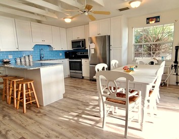 Incredible Beach Front Cottage with Gorgeous Sea Views for a Peaceful Escape on Little Gasparilla Island, Florida - Placida, Florida - glamping.directory