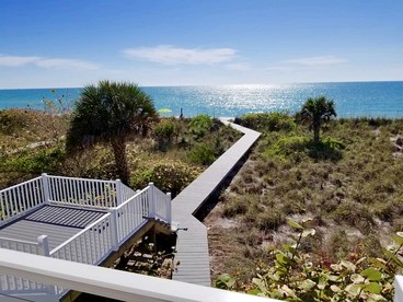 Incredible Beach Front Cottage with Gorgeous Sea Views for a Peaceful Escape on Little Gasparilla Island, Florida - Placida, Florida - glamping.directory
