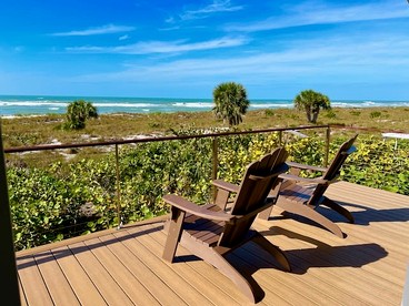 Charming Old Florida Cottage with Private Dock & Sunset Views near Little Gasparilla Island, FL - Placida, Florida - glamping.directory