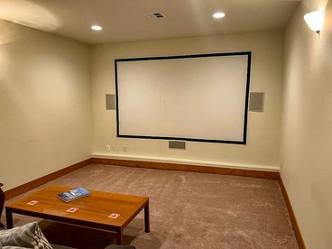 Fantastic Cottage with Stunning Lake Views and Theater Room in Washington - Bellingham, Washington - glamping.directory