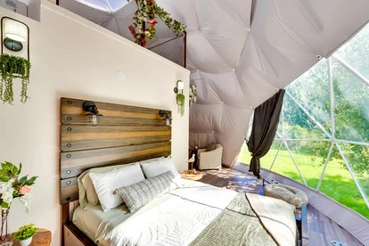 Nature Lovers Luxury Dome with Access to Hiking Trails in the Southern Catskills, Upstate New York - Monticello, New York - glamping.directory