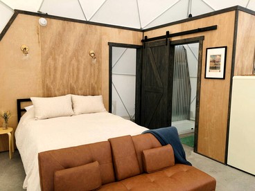Secluded Montana Dome Retreat with Stunning Mountain Views Near Yellowstone National Park - Park County, Montana - glamping.directory