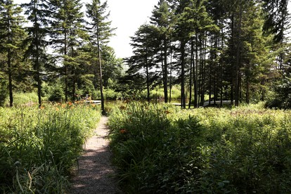 Four-Bedroom Luxury Vacation Rental on 80 Private Acres near Granite Peak, Wisconsin - Wausau, Wisconsin - glamping.directory