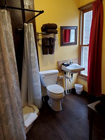 Barn Loft - Crumpler, North Carolina - glamping.directory