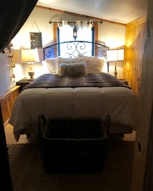 Charming Cabin Rental with Wood-Burning Stove in Eldora, Colorado - Nederland, Colorado - glamping.directory