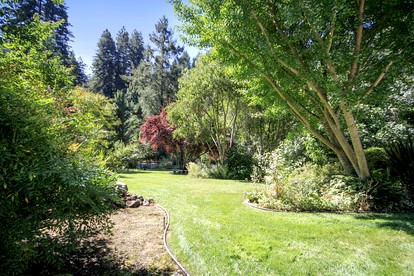 Comfy Villa with Swimming Pool in Forestville, California - Forestville, California - glamping.directory