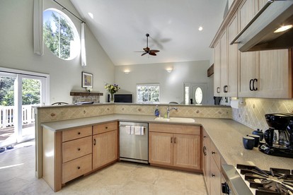 Comfy Villa with Swimming Pool in Forestville, California - Forestville, California - glamping.directory