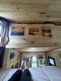 Cozy Tiny Cabin by the Creek for a Unique Pet-Friendly Getaway in Hillsville, Virginia - Hillsville, Virginia - glamping.directory