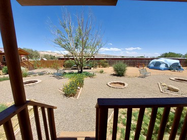 Cozy Cabin in Escalante, Utah - Amazing Glamping Spot for Exploring Canyons and National Parks - Escalante, Utah - glamping.directory