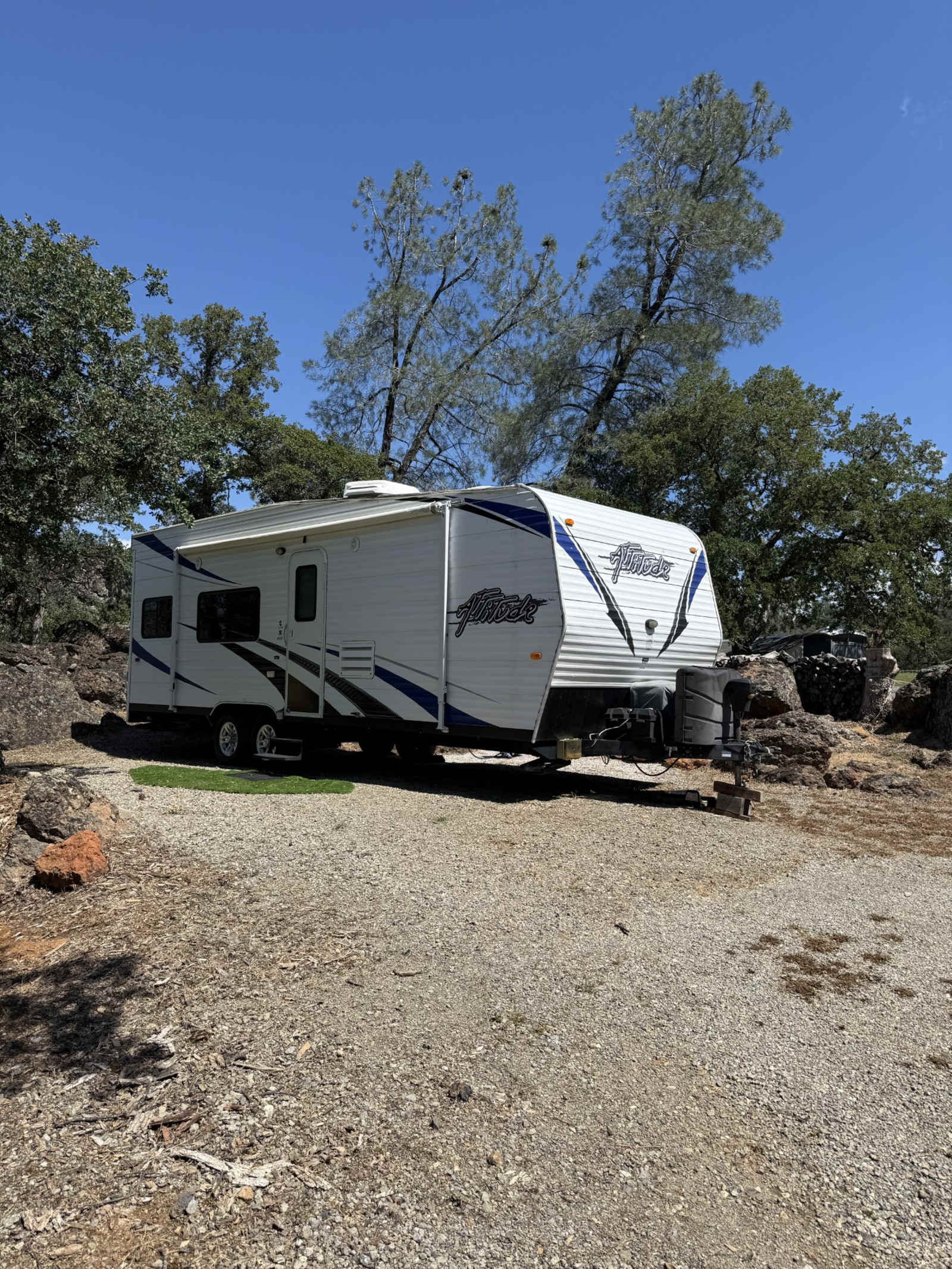 Sunset Oaks Ranch Casita - Smartsville, California - glamping.directory