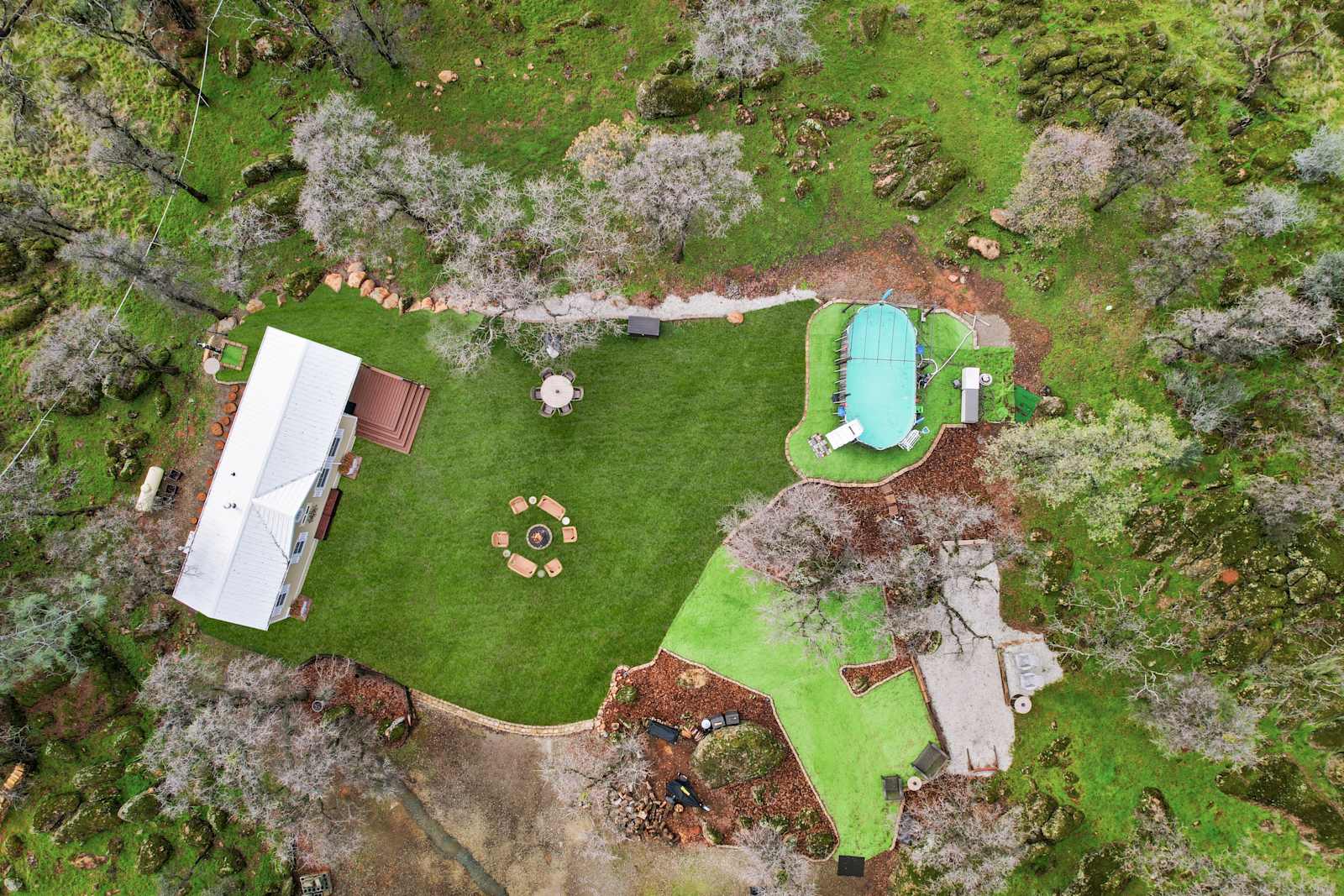 Sunset Oaks Ranch Casita - Smartsville, California - glamping.directory