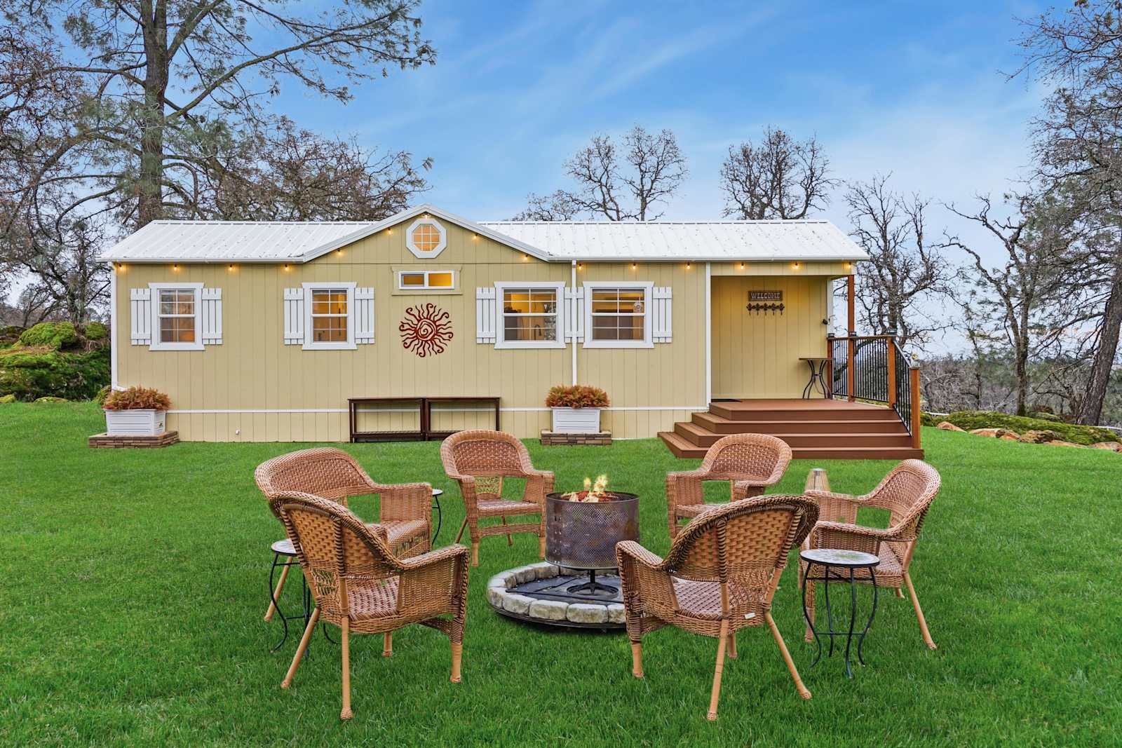 Sunset Oaks Ranch Casita - Smartsville, California - glamping.directory