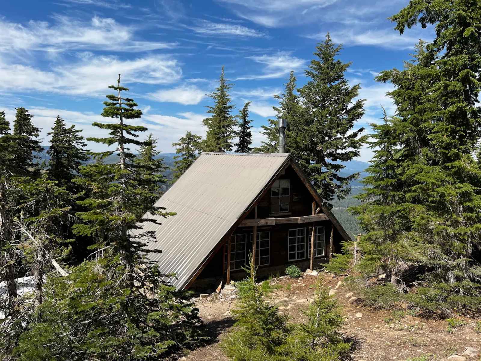 Benson Hut - Soda Springs, California - glamping.directory