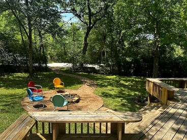 Charming Farmhouse Escape with Trails & Pond in College Station, Texas - College Station, Texas - glamping.directory