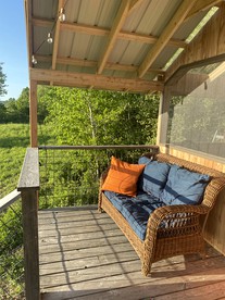 Gorgeous Finger Lakes Accommodation near Ithaca for Glamping in New York - Brooktondale, New York - glamping.directory