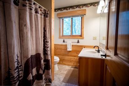 Expansive Birch Lake Cabin with Large Great Room & Outdoor Fun Near Babbitt, Minnesota - Babbitt, Minnesota - glamping.directory