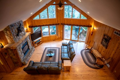 Expansive Birch Lake Cabin with Large Great Room & Outdoor Fun Near Babbitt, Minnesota - Babbitt, Minnesota - glamping.directory