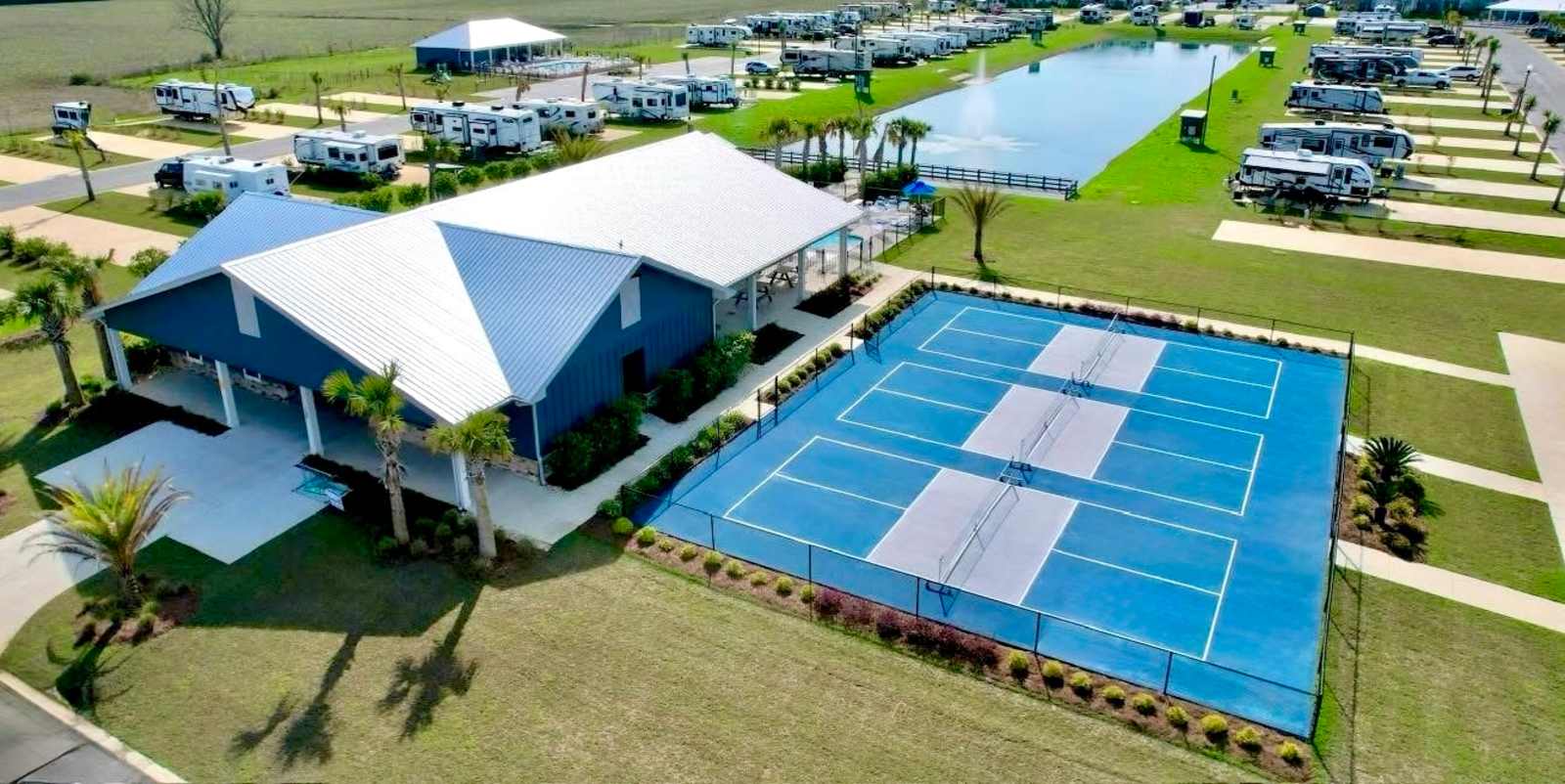Grand Riviera RV Resort - Foley, Alabama - glamping.directory