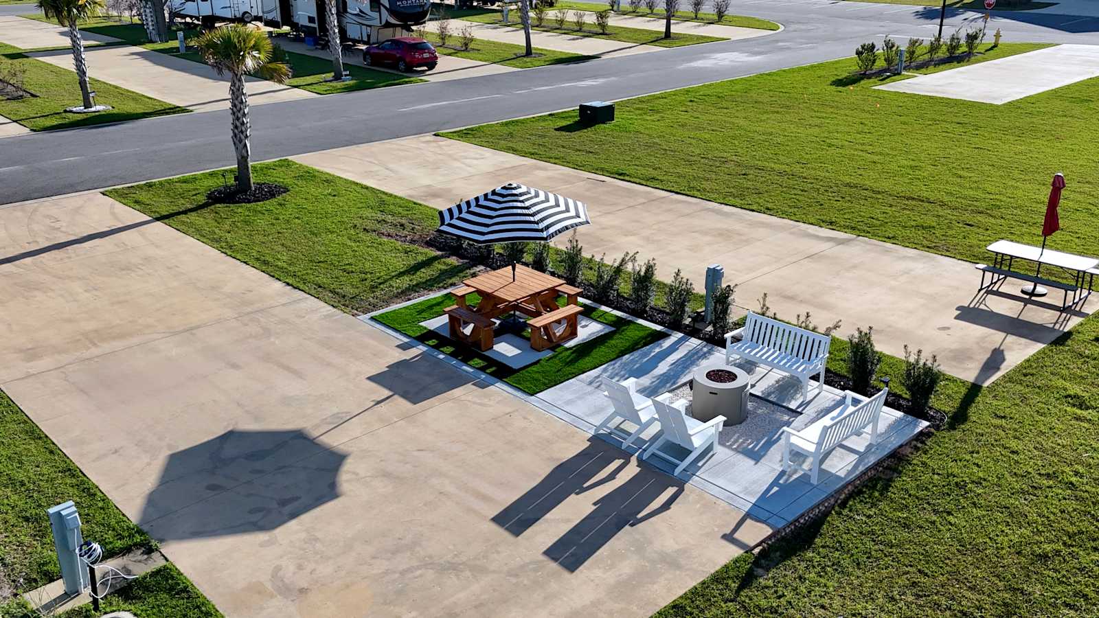 Grand Riviera RV Resort - Foley, Alabama - glamping.directory