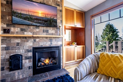 Relaxing Coastal Getaway with Bay Views in Blaine, Washington - Blaine, Washington - glamping.directory