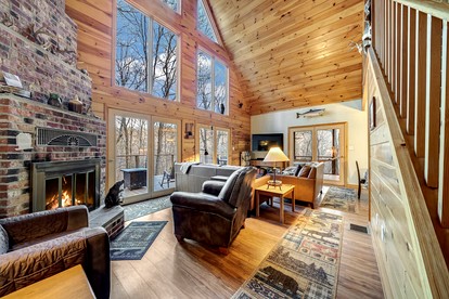 Inviting and Cozy Log Cabin with Hot Tub and Fire Pit near the Historic Downtown Berkeley Springs, West Virginia - glamping.directory