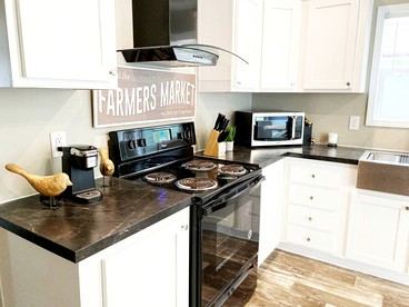 Remarkable Tiny House, Texas Vacations for Families - Willis, Texas - glamping.directory