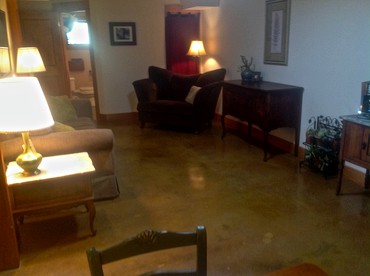 Custom-Made Two-Bedroom Camping Cabin in Oakhurst, California - Oakhurst, California - glamping.directory
