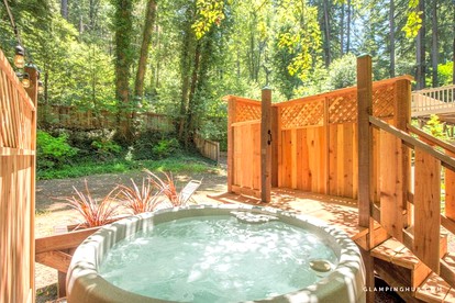 Charming Cabin Rental with Easy Access to the River in Guerneville, California - Guerneville, California - glamping.directory