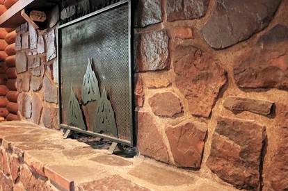 Pet Friendly Log Cabin Nestled under the Forested High Country of the Mongollon Rim in Central Arizona - Payson, Arizona - glamping.directory