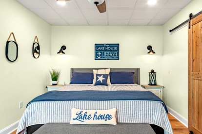 Lynchburg's Best-Kept Secret: A Unique Rental with Private Dock and Open Water Views - Lynchburg, Tennessee - glamping.directory