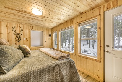 Creekside Cabin with Backyard and Foosball Table Great for Groups in Idaho - Island Park, Idaho - glamping.directory