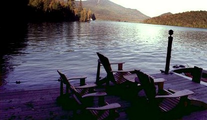 Waterfront Vacation Rental Perfect for Groups on Lake Placid in New York - New York, New York - glamping.directory