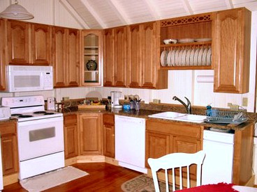 Waterfront Vacation Rental Perfect for Groups on Lake Placid in New York - New York, New York - glamping.directory