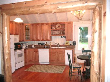 Waterfront Vacation Rental Perfect for Groups on Lake Placid in New York - New York, New York - glamping.directory