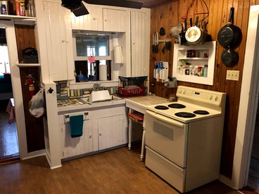 Peaceful Bandera Accommodation Perfect for Texas Hill Country Getaways - Bandera, Texas - glamping.directory