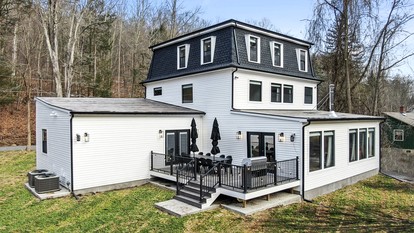Gorgeous Modern Chateau Surrounded by Nature Perfect for Families in Pine Hill, New York - Pine Hill, New York - glamping.directory