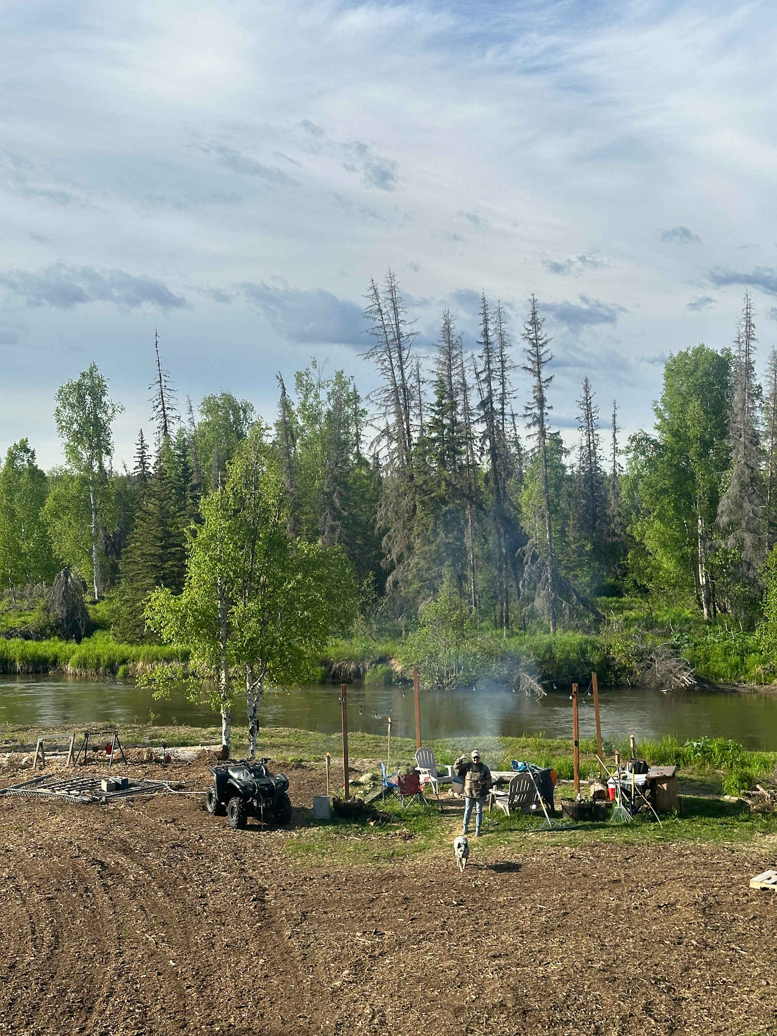 HiJo's Alaska Riverside Retreat - Houston, Alaska - glamping.directory