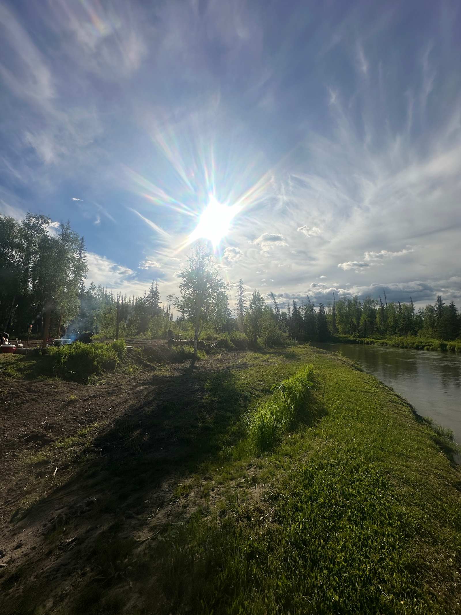 HiJo's Alaska Riverside Retreat - Houston, Alaska - glamping.directory