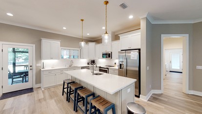 Beautiful Modern Cottage with Ping Pong Table in Jekyll Island, Georgia - Jekyll Island, Georgia - glamping.directory