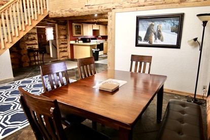 Spectacular Rustic Wooden Cabin in Blanding, Utah - Blanding, Utah - glamping.directory