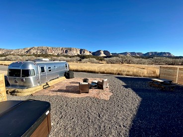 Spectacular Airstream with Fire Pit and Hot-tub in Orderville, Utah - glamping.directory