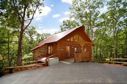 Secluded Rental Cabin with a Hot Tub near Gatlinburg, Tennessee - glamping.directory
