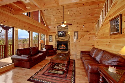 Secluded Rental Cabin with a Hot Tub near Gatlinburg, Tennessee - Gatlinburg, Tennessee - glamping.directory