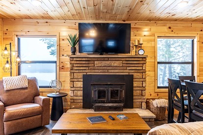Cozy Cabin with Fire Pit on Lake Superior in Paradise, Michigan - Paradise, Michigan - glamping.directory