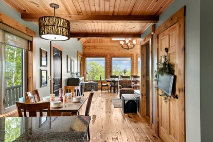 Gorgeous and Modern Cabin Rental with Lake Views near Omaha, Nebraska - Wahoo, Nebraska - glamping.directory