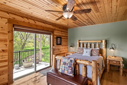 Gorgeous and Modern Cabin Rental with Lake Views near Omaha, Nebraska - Wahoo, Nebraska - glamping.directory