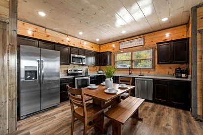 Charming Family Cabin • Hot Tub & Game Room • Near Dollywood in Sevierville, TN - Sevierville, Tennessee - glamping.directory