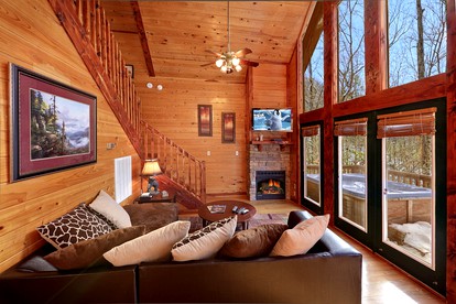 Excellent Gatlinburg Cabin for a Dog-Friendly Getaway in Tennessee - Gatlinburg, Tennessee - glamping.directory