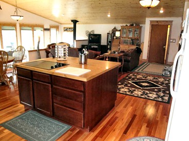 Secluded Lodge Rental for Large Groups in Lewis and Clark National Forest, Montana - White Sulphur Springs, Montana - glamping.directory